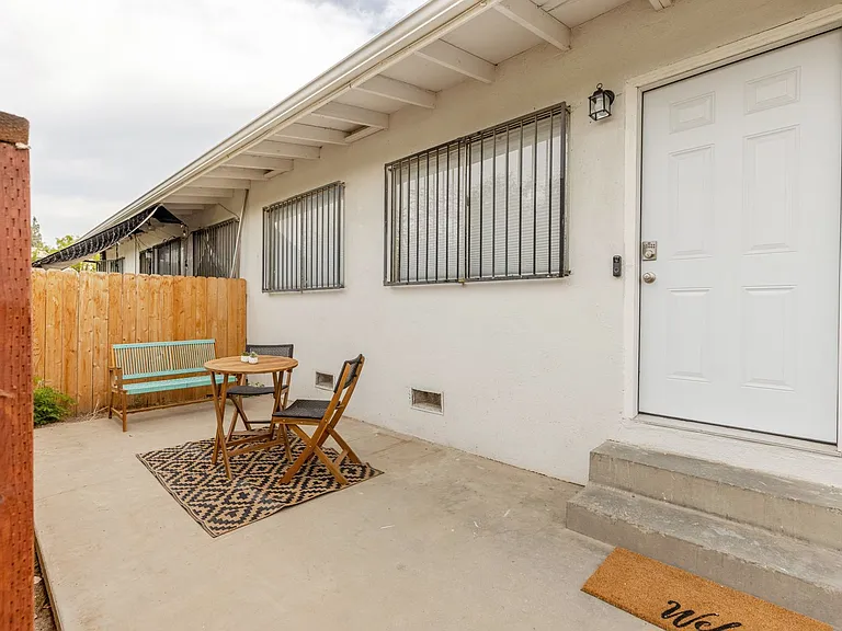 1329 E San Ramon Ave — Photo 37