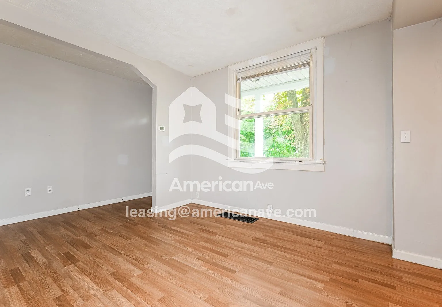 2 bed, 1.0 bath, 990 sqft, $1,280 — Photo 4