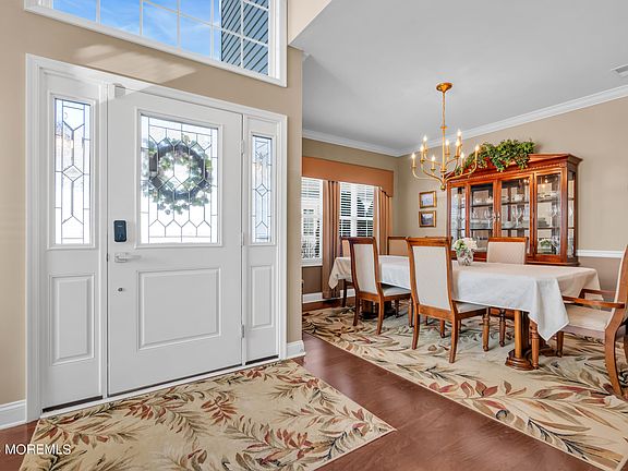 3rd image of 78 Bayville Way