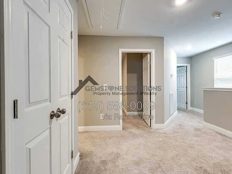 714 Hahn Ct — Photo 26