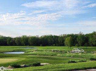 406 Brickyard Rd, Sheffield, IA 50475