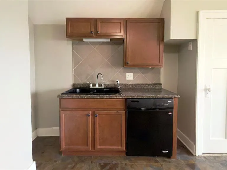 1651 Atkinson St #3 — Photo 8