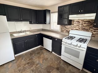 73 Valley Rd, New Haven, CT 06514