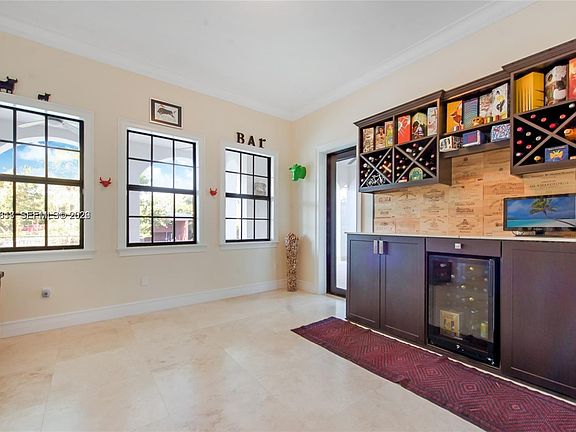 4th image of 1151 S Alhambra Cir