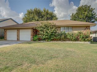 8305 NW 86th St, Oklahoma City, OK 73132