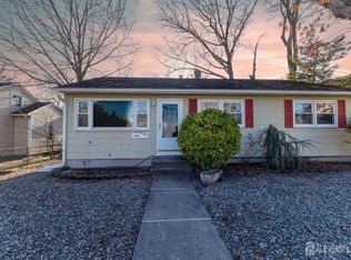 60 Edwards Rd, Brick, NJ 08723