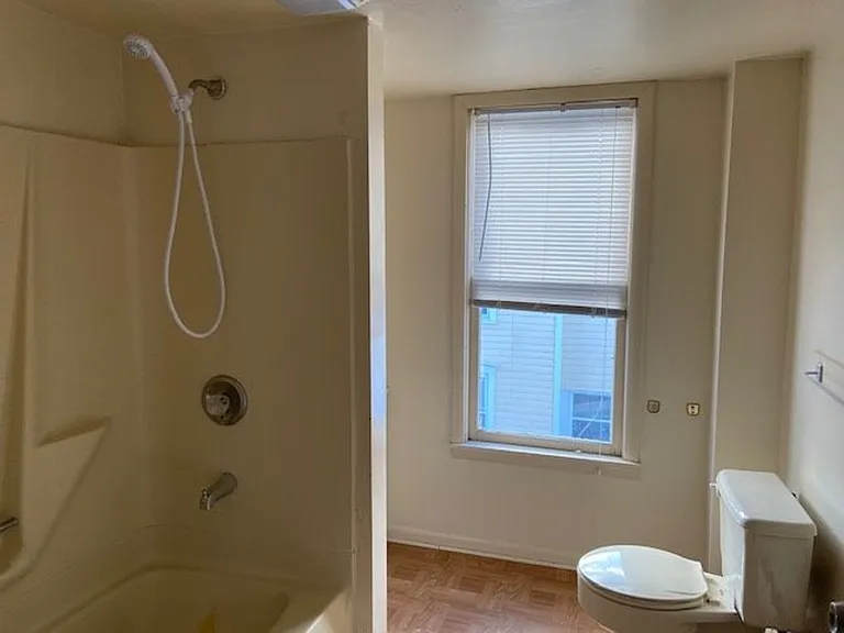 56 Lincoln Ave — Photo 11