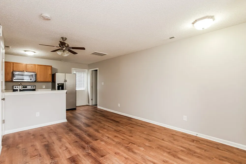 2 bed, 2.0 bath, 1430 sqft, $1,845 — Photo 4