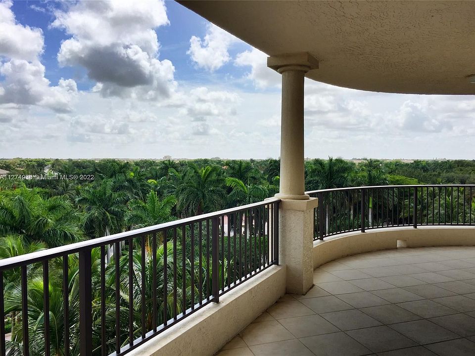 1st image of 8930 Bay Colony Dr APT 501