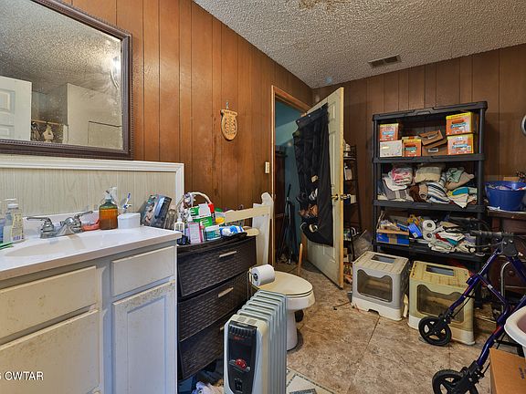 14th image of this home