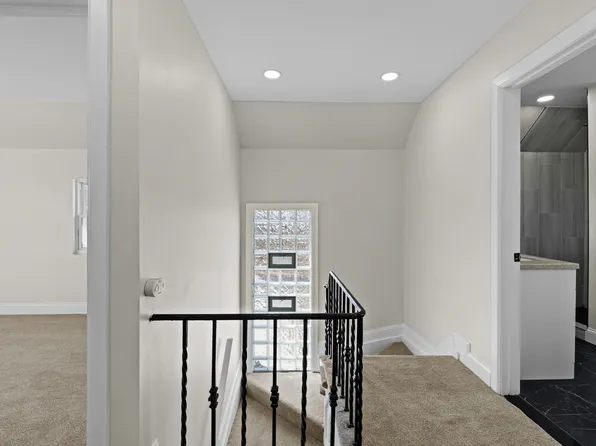 5027 Audubon Rd, Detroit, MI 48224