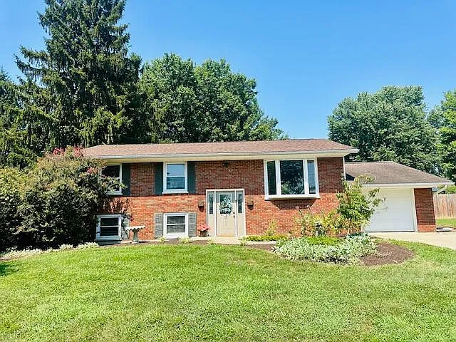 4079 Elizabeth Dr photo 1