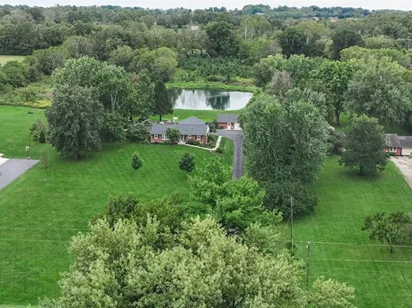 1697 Wilmington Rd, Lebanon, OH 45036