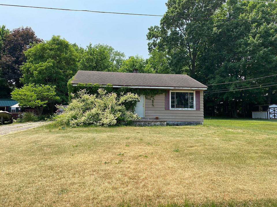1st image of 70242 Sheridan Dr