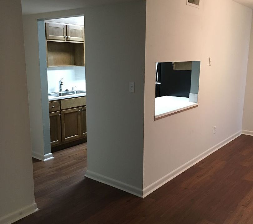 1st image of 3125 Napoleon Ct #2908