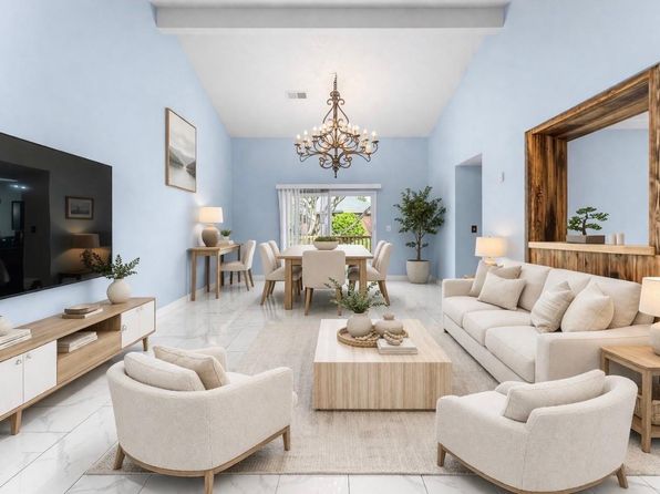 228 April Waters Dr W