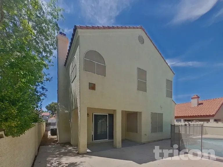 1947 Guinn Dr — Photo 23
