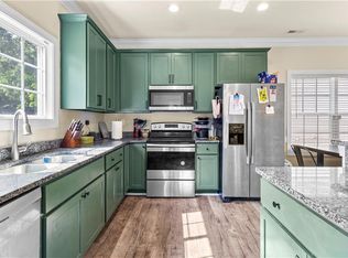 413 Linden Ave, Suffolk, VA 23434