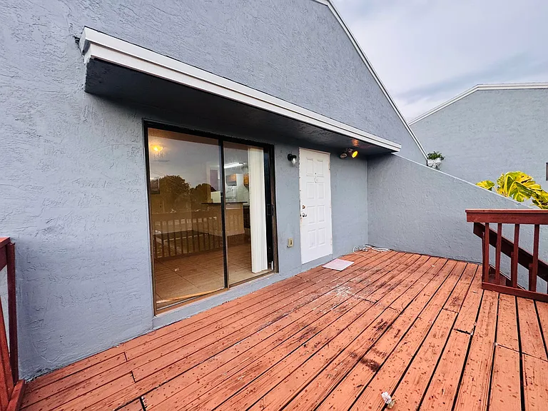 7 Crossings Cir #G — Photo 33