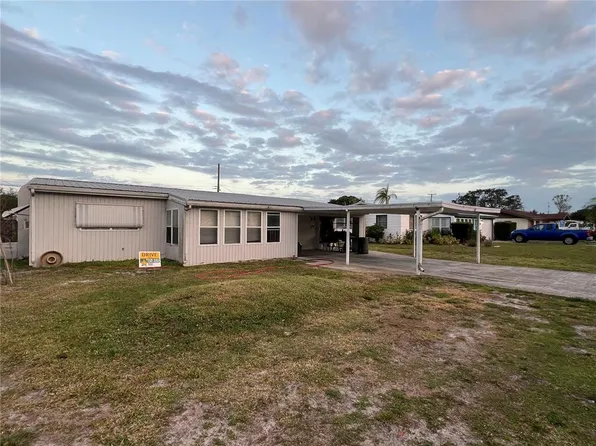 319 Thomas Ave, Frostproof, FL 33843