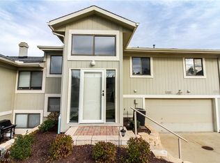 7227 Lochness Dr, Painesville, OH 44077