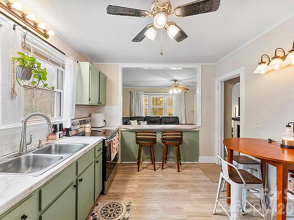 2nd image of 107 Oakland Rd