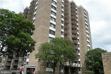 4th image of 118 Monroe St APT 403