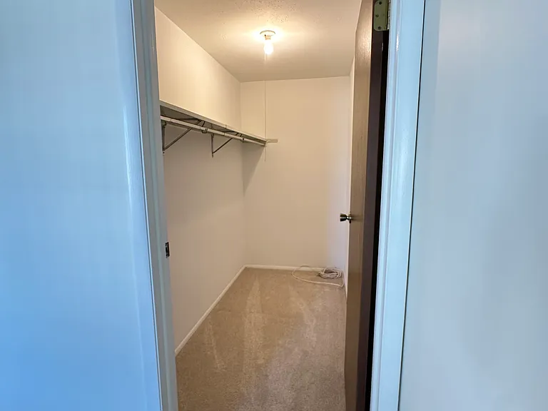 9459 Greenhill Ct — Photo 17
