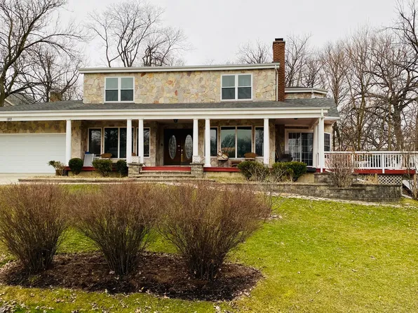 180 Forest Trl, Oak Brook, IL 60523