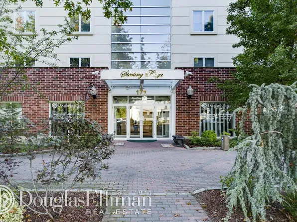 171 Great Neck Rd #2R, Great Neck, NY 11020