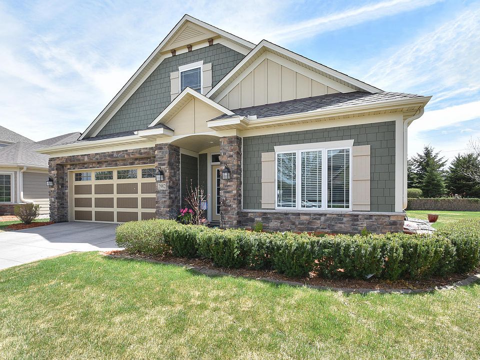 1st image of 2982 123rd Cir NE