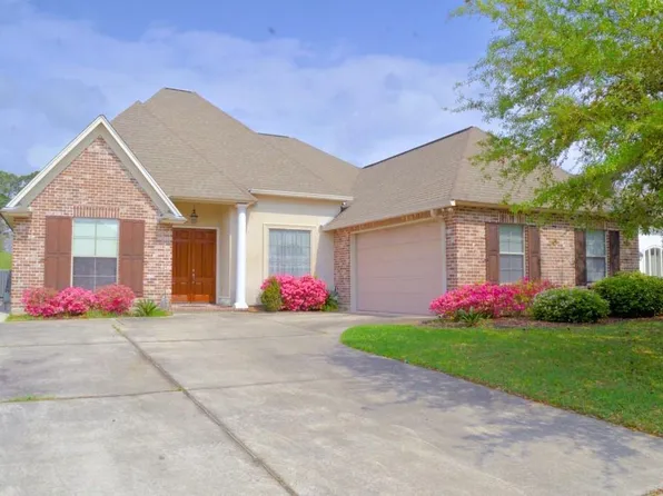 145 Cypress Lakes Dr, Slidell, LA 70458