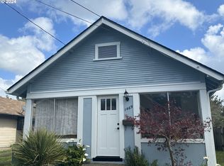 1469 Union Ave, North Bend, OR 97459