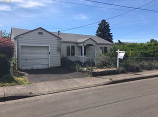 418 S 35th St, Springfield, OR 97478