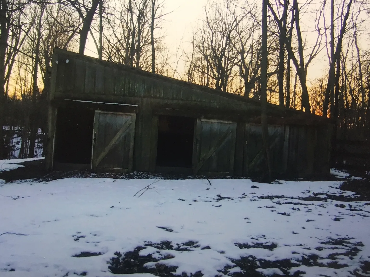 Studio, 100 sqft, $2,500 — Photo 4
