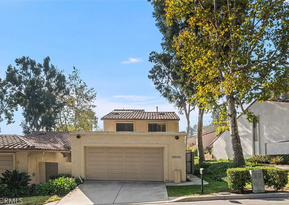 25572 Spinnaker Dr