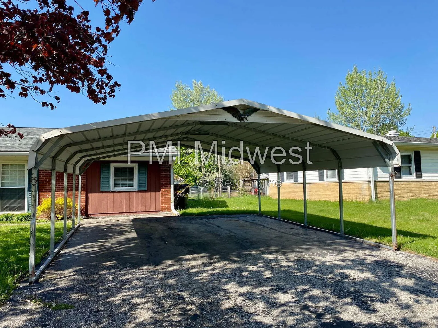 5 bed, 2.0 bath, 1620 sqft, $2,100 — Photo 4