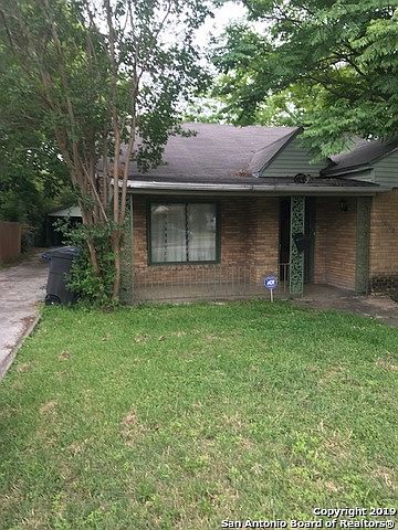 1st image of 1918 W Mistletoe Ave