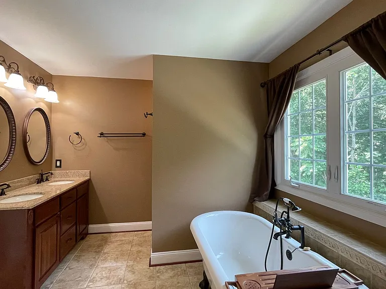 31 Ballantrae Ct — Photo 12