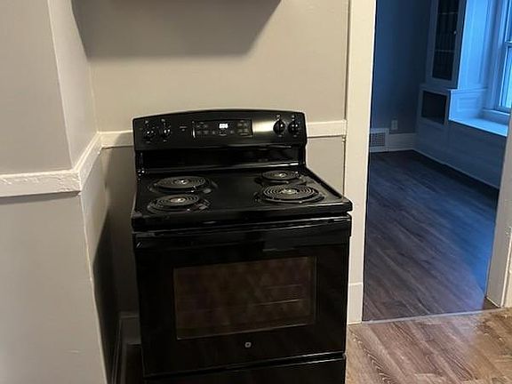 3rd image of 3553 E 118th St