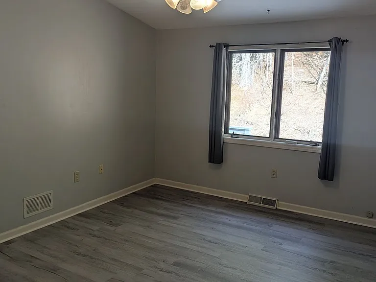 17 Coventry Rd — Photo 9