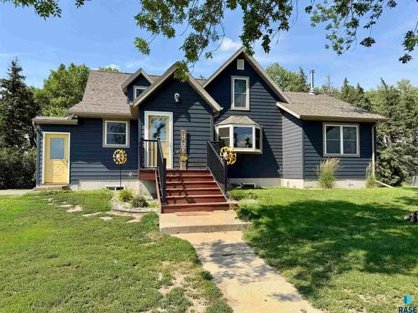 319 60th Ave, Pipestone, MN 56164