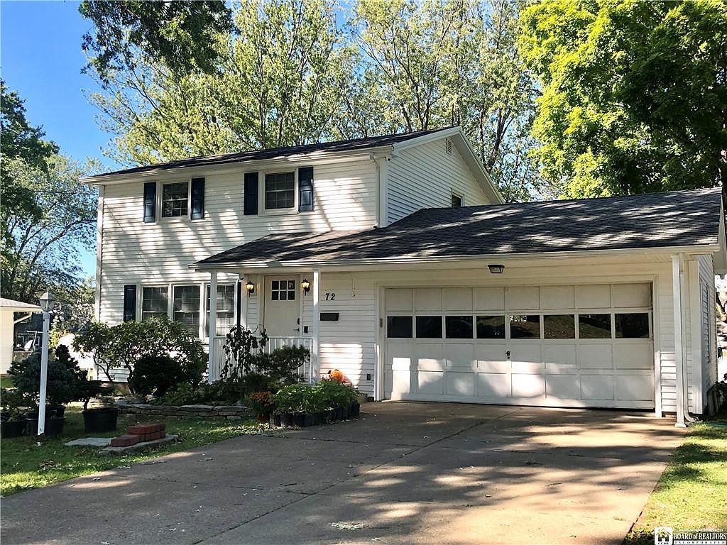 72 Cottage St Fredonia Ny 14063 Mls R1296195 Zillow