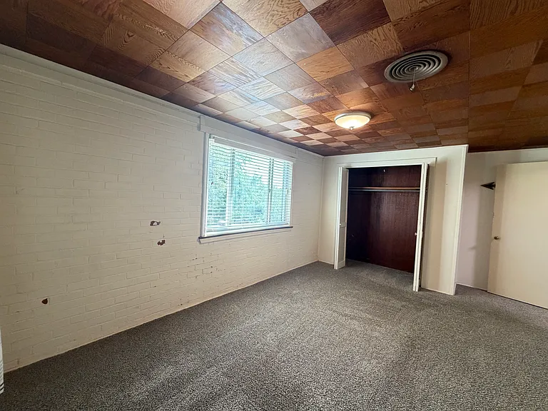 2919 W Main St — Photo 25