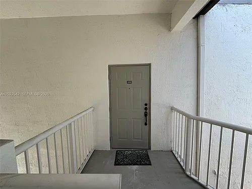 4311 SW 160th Ave #206 Photo 1