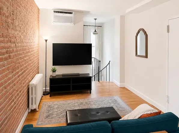 316 W 81st St APT 1, New York, NY 10024