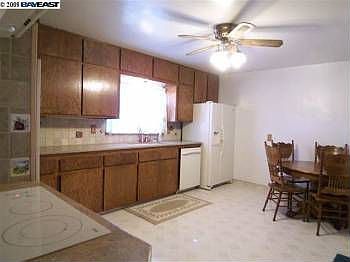 5th image of 23626 Wright Dr