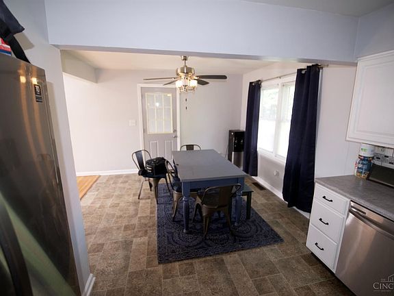 5th image of 210 John St