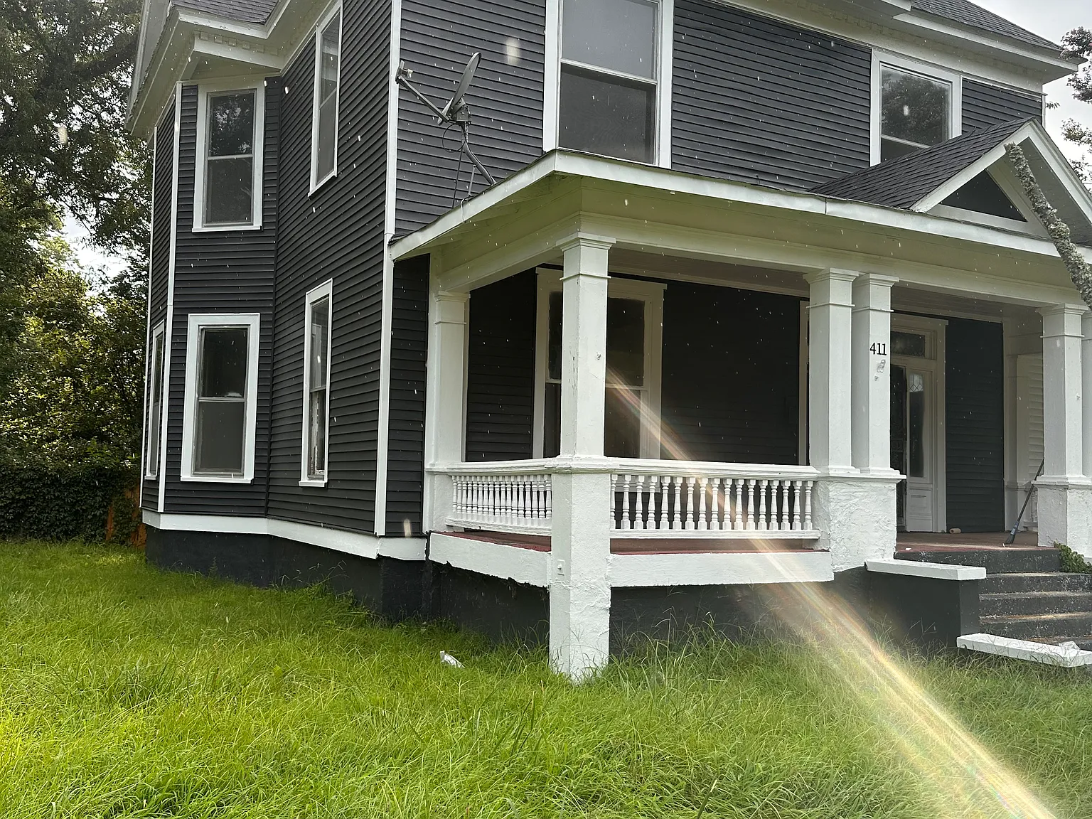 5 bed, 3082 sqft, $2,000 — Photo 1