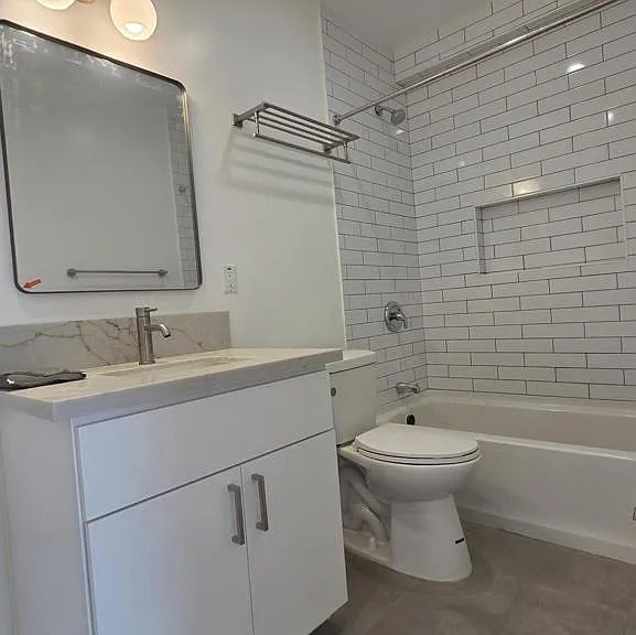 915 N Ridgewood Pl — Photo 11